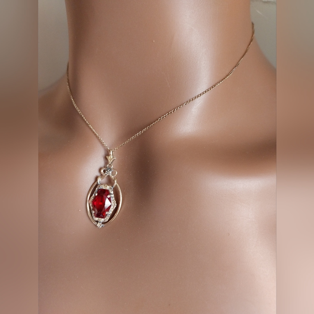 Gold Filled and Red Pendant Necklace - Picture 3 of 15